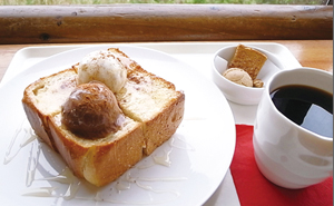 沖縄まんまるカフェ